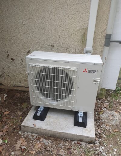 Installation de pompe à chaleur par chauffagiste à Vézac